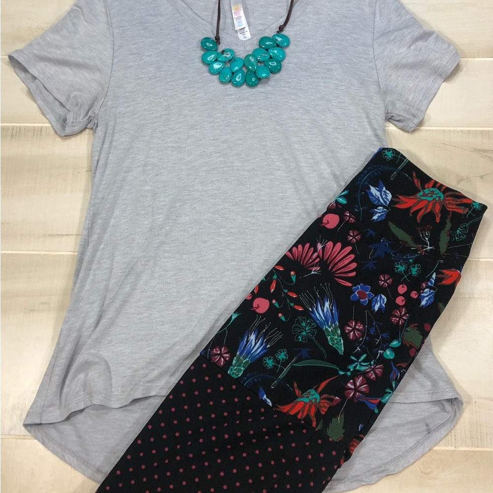 🖤💗💐 XS Gorgeous LuLaRoe Outfit 🖤💗💐